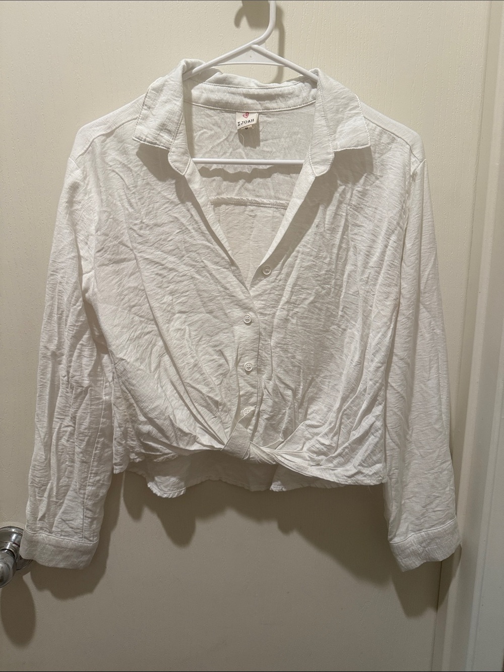 Cropped White Button-Down Shirt - Unknown Brand